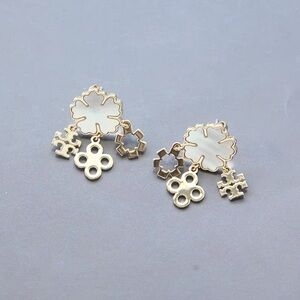 Tory Burch Kira Clover Cluster Mother Of Pearl Drop Earrings. New!